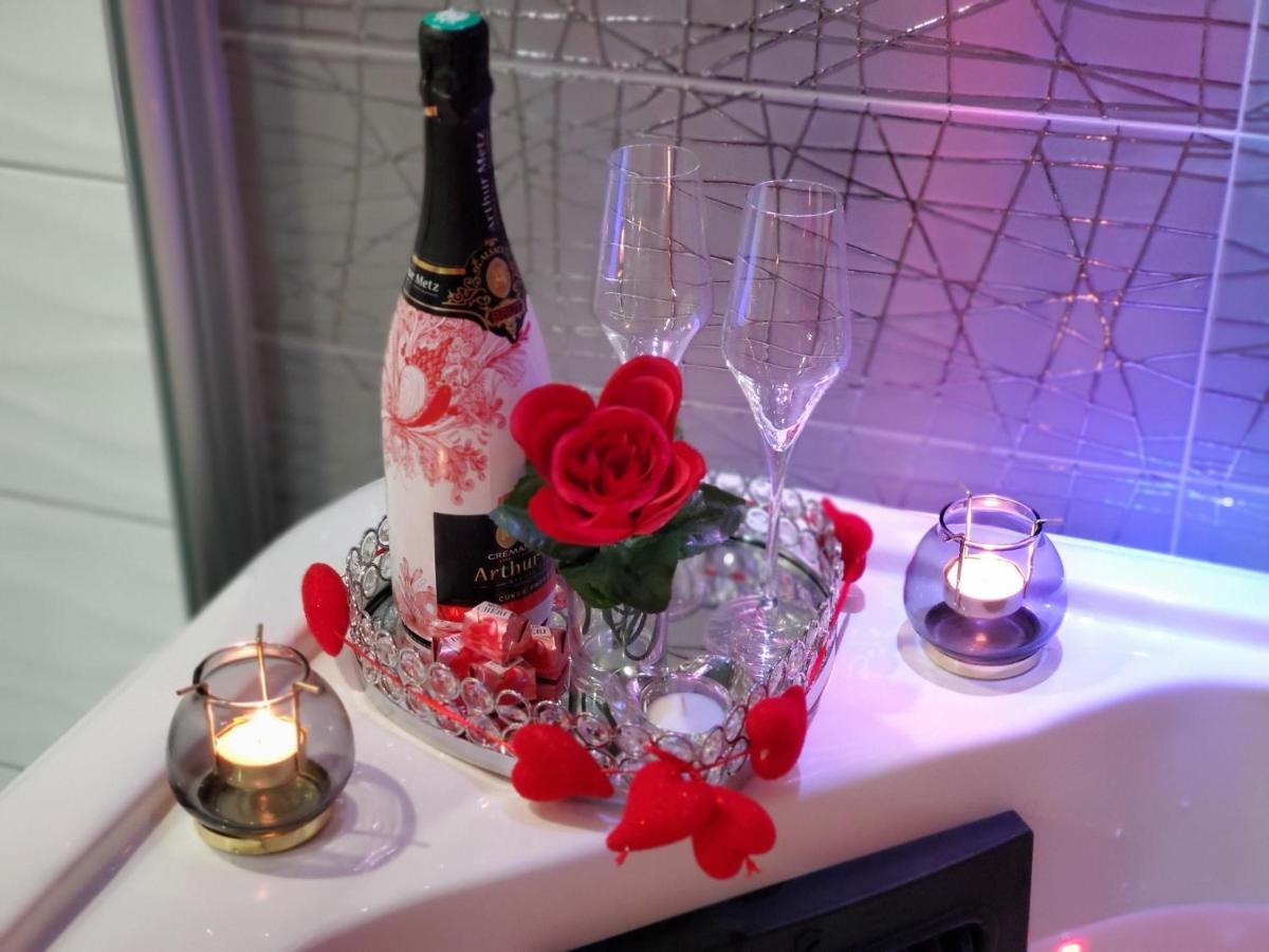 Le Lovelyhome Au Centre Avec Jacuzzi Et Sauna Proche Gare Et Parking Gratuit Apartment